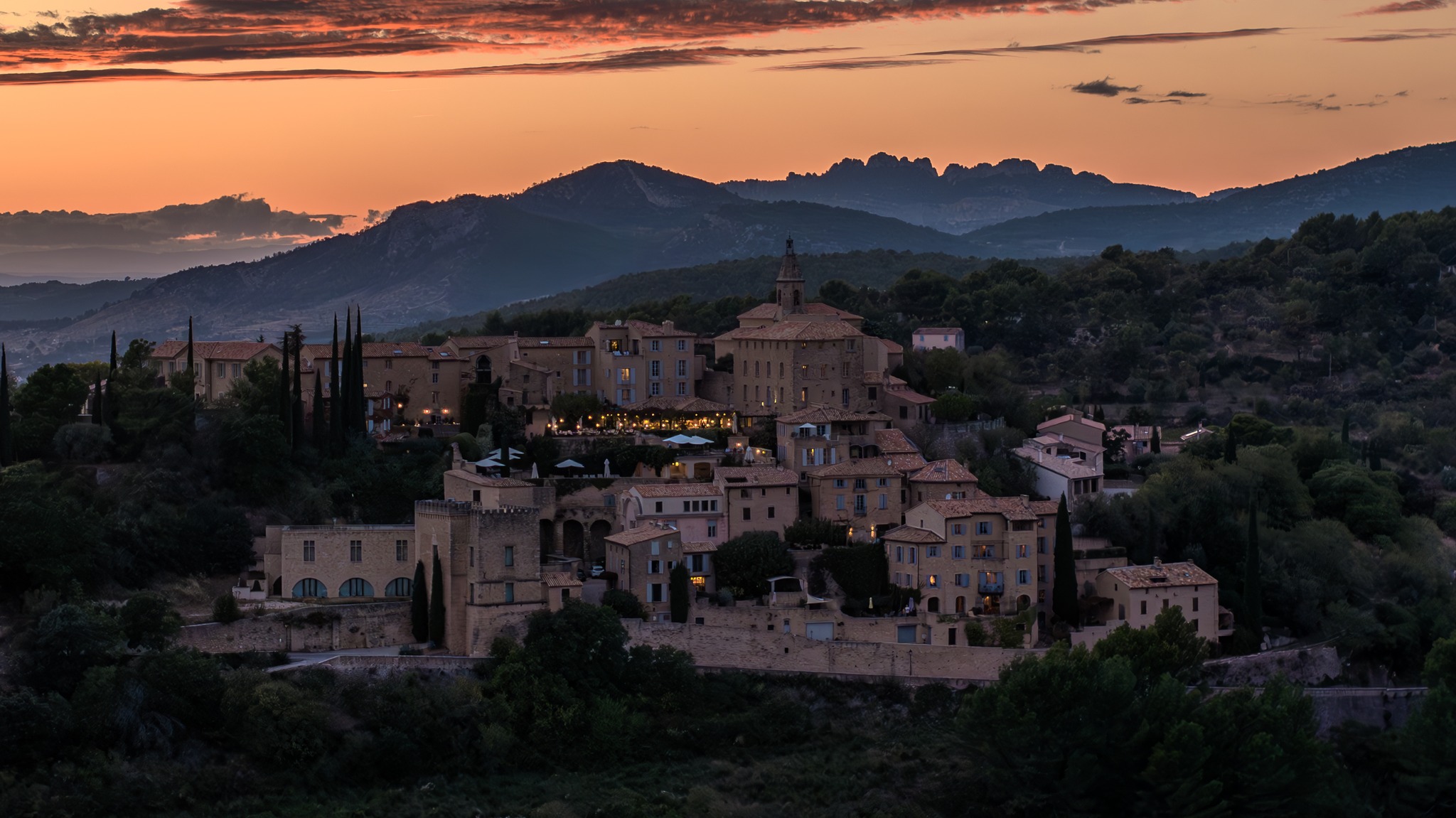 hotel crillon le brave