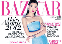 Lina Zhang en couv’ d’Harper’s Bazaar Singapore